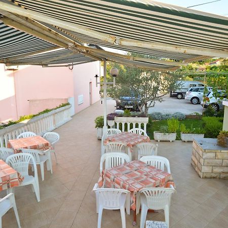 Apartments Lonic Kukljica Εξωτερικό φωτογραφία