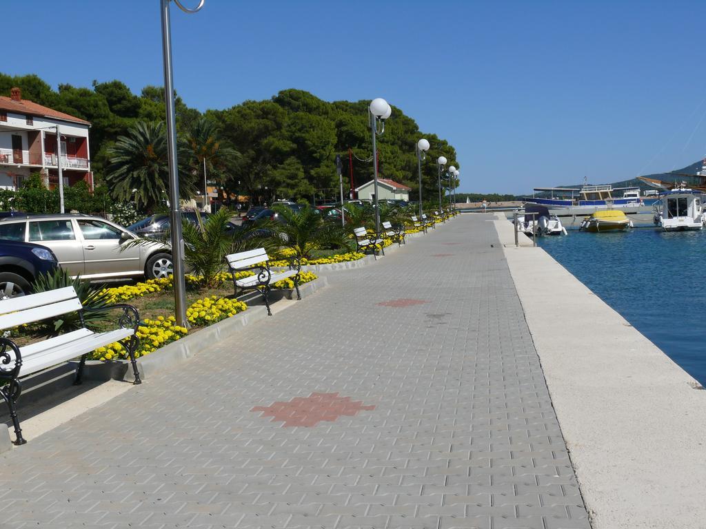 Apartments Lonic Kukljica Δωμάτιο φωτογραφία