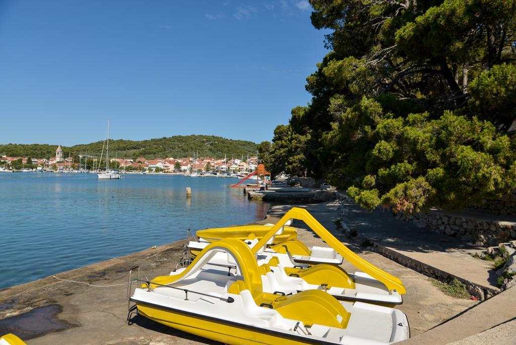 Apartments Lonic Kukljica Εξωτερικό φωτογραφία